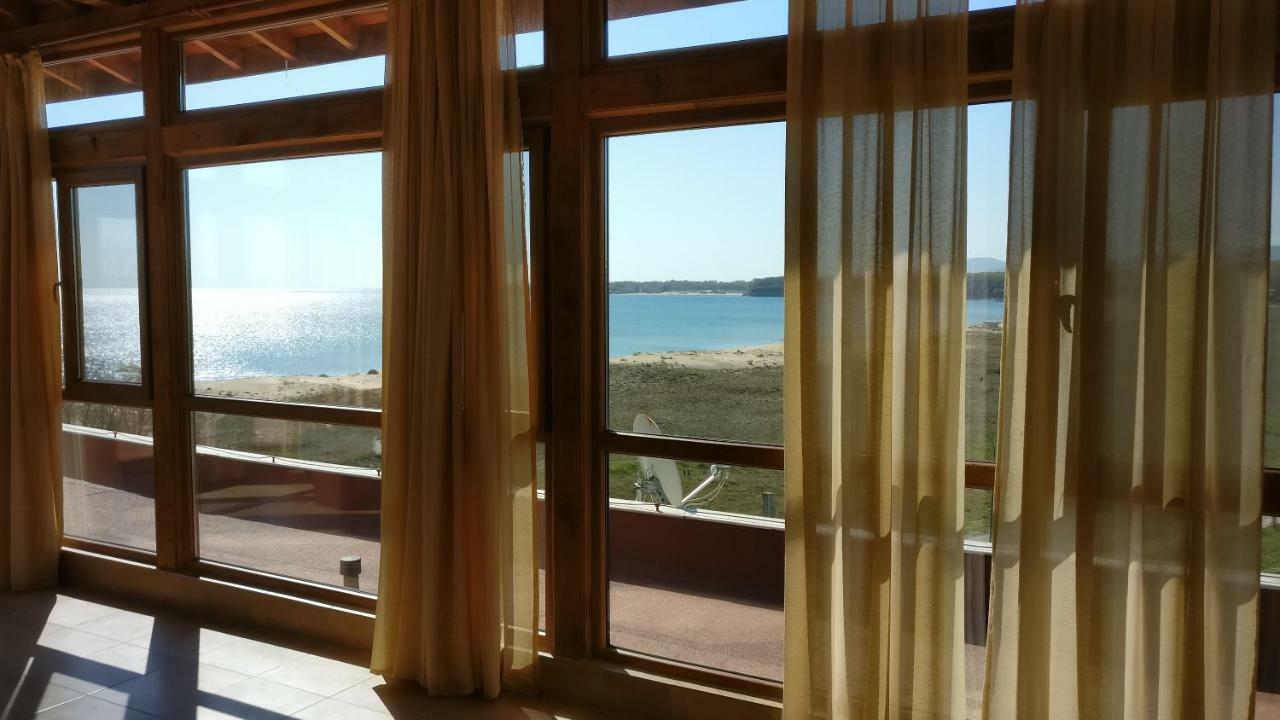 Club Priz Aparthotel Primorsko Bagian luar foto